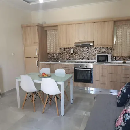 Ferienhaus Captain John's Diafánion