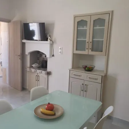 Ferienhaus Captain John's Diafánion